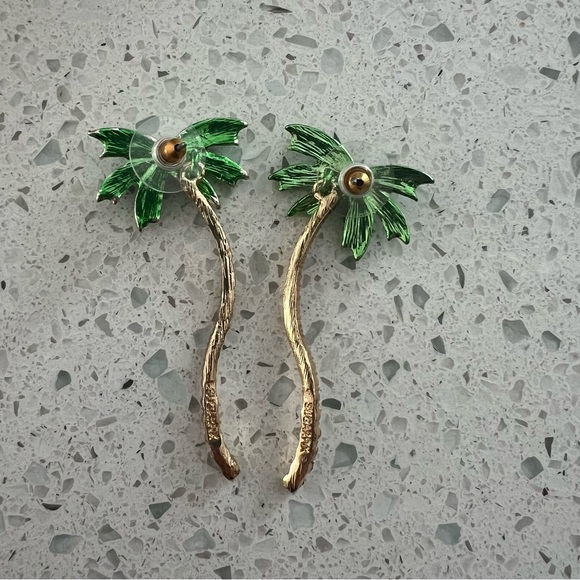 SUGARFIX by BaubleBar 'Stay Palm' Palm Tree Statement Earrings - Green - Picture 3 of 5